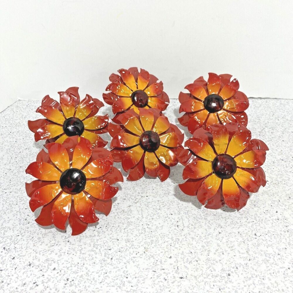 Vintage metal flower power napkin rings holders orange & red ombre 1970's set 6